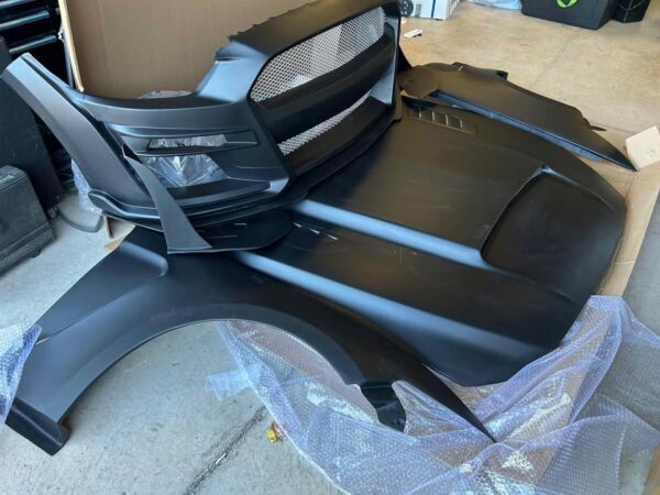 Gt350 Mustang Front bumper, hood and fenders - Image 4