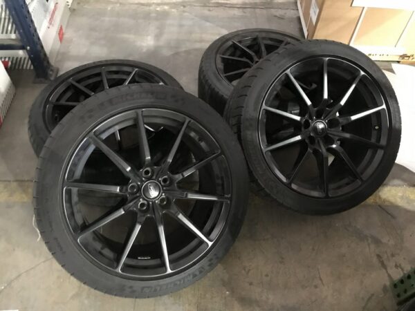 OEM GT350 Wheels/Tires