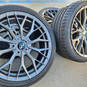 new Staggered 19' INFINITI Q50 Wheels With New Tires