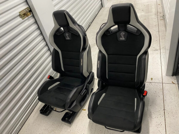 Mustang gt500 recaro seats - Image 3